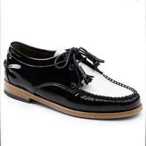 G.H. Bass & Co, Weejuns - Winnie Tuxedo Moc Toe Loafer 8M